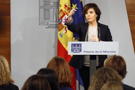 16/10/2017. Comparecencia de la vicepresidenta del Gobierno. La vicepresidenta del Gobierno, Soraya Sáenz de Santamaría, durante su comparec...
